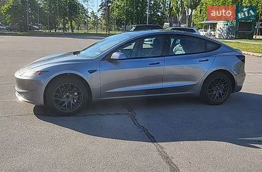 Седан Tesla Model 3 2025 в Запорожье