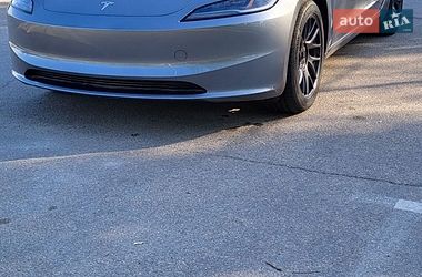 Седан Tesla Model 3 2025 в Запорожье