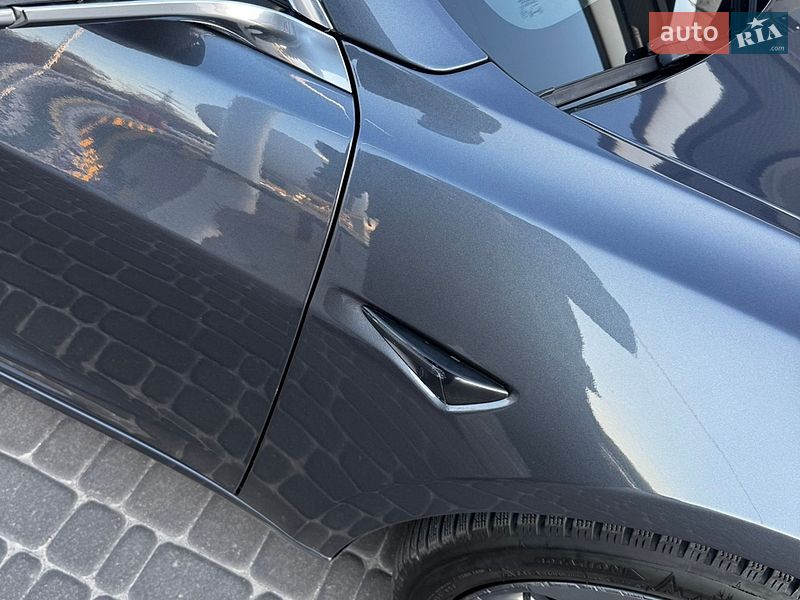 Седан Tesla Model 3 2020 в Днепре