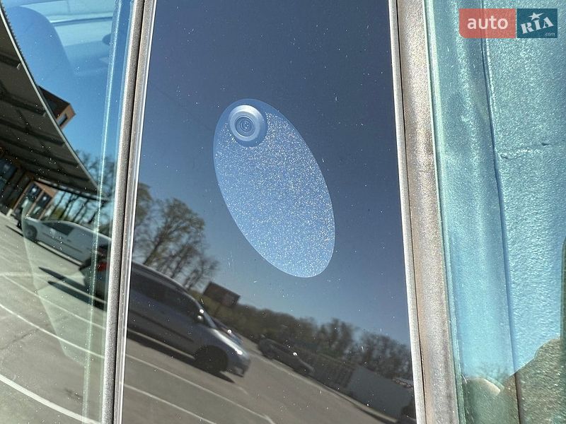 Седан Tesla Model 3 2018 в Киеве