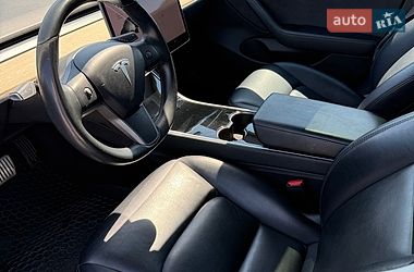 Седан Tesla Model 3 2018 в Киеве