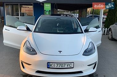 Седан Tesla Model 3 2022 в Баришівка