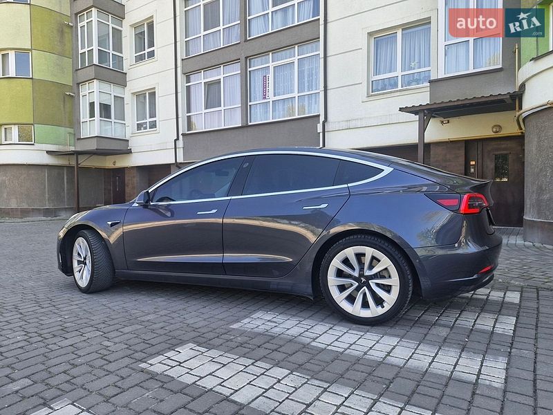 Седан Tesla Model 3 2019 в Івано-Франківську фото 7 Седан Tesla Model 3 2019 в Івано-Франківську