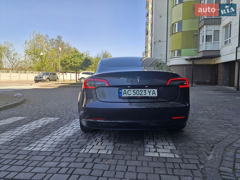 Седан Tesla Model 3 2019 в Івано-Франківську фото 9 Седан Tesla Model 3 2019 в Івано-Франківську
