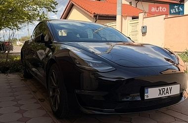 Седан Tesla Model 3 2022 в Одессе