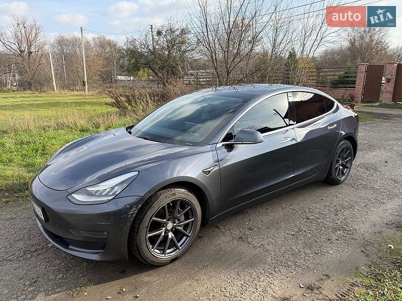 Tesla Model 3 2020 Tesla Model 3 2020