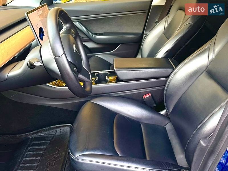 Седан Tesla Model 3 2019 в Харькове