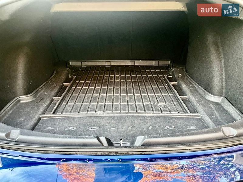 Седан Tesla Model 3 2019 в Харькове