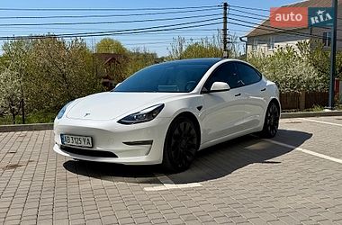 Седан Tesla Model 3 2022 в Виннице