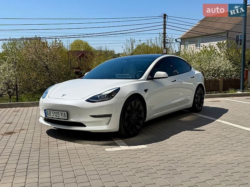 Tesla Model 3 2022
