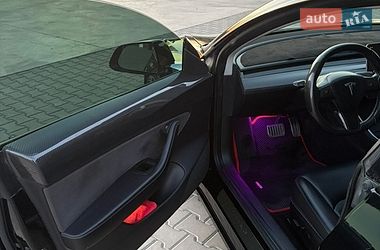 Седан Tesla Model 3 2018 в Врадиевке