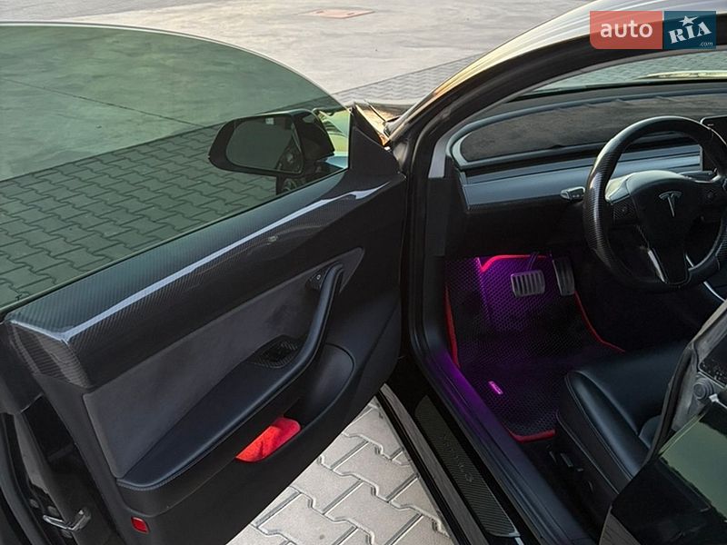 Седан Tesla Model 3 2018 в Врадиевке
