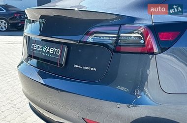 Седан Tesla Model 3 2022 в Львові