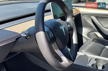 Седан Tesla Model 3 2022 в Львові