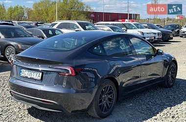 Седан Tesla Model 3 2024 в Луцьку