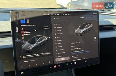Седан Tesla Model 3 2024 в Луцьку