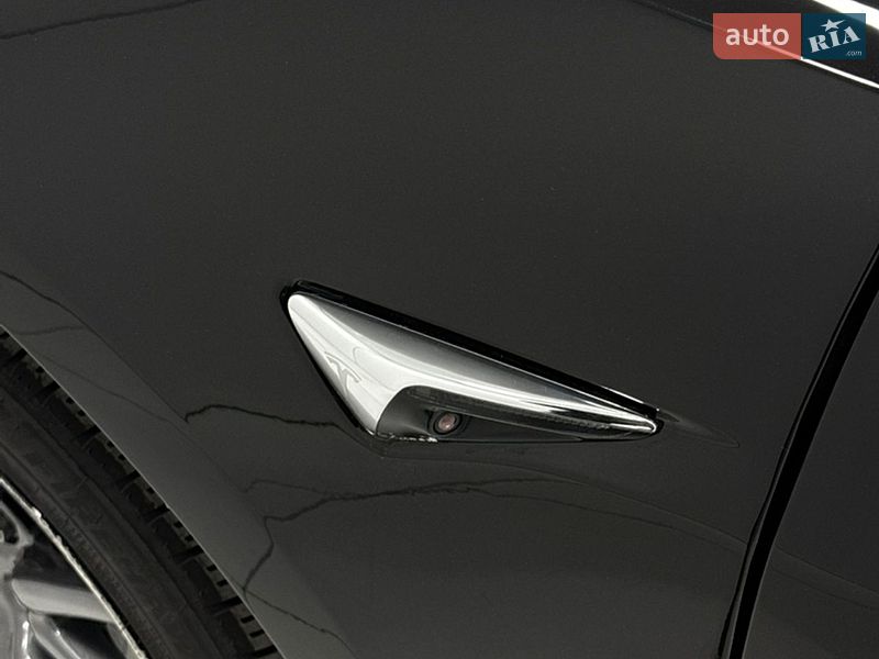 Седан Tesla Model 3 2019 в Одесі