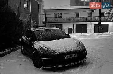 Седан Tesla Model 3 2022 в Каменец-Подольском