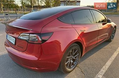 Седан Tesla Model 3 2022 в Дніпрі