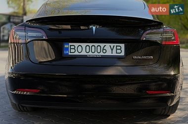Седан Tesla Model 3 2022 в Тернополі