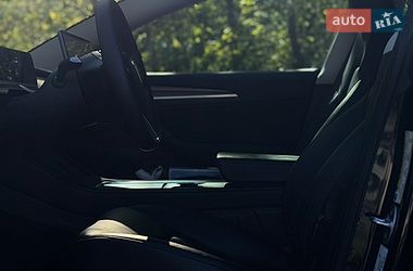 Седан Tesla Model 3 2022 в Тернополі