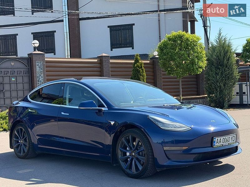 Седан Tesla Model 3 2017 в Борисполе