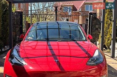 Седан Tesla Model 3 2022 в Виннице