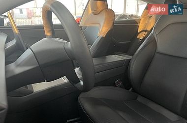 Седан Tesla Model 3 2024 в Киеве