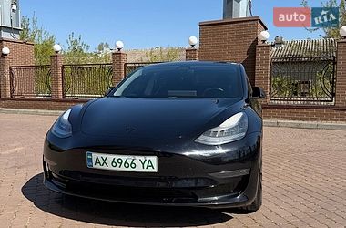 Седан Tesla Model 3 2020 в Харькове