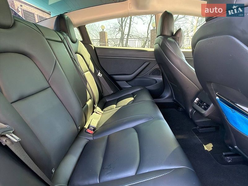 Седан Tesla Model 3 2020 в Харькове