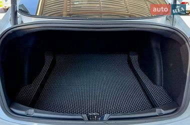 Седан Tesla Model 3 2021 в Виннице