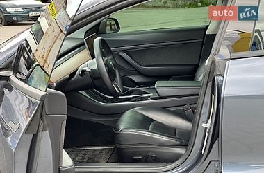 Седан Tesla Model 3 2020 в Запорожье