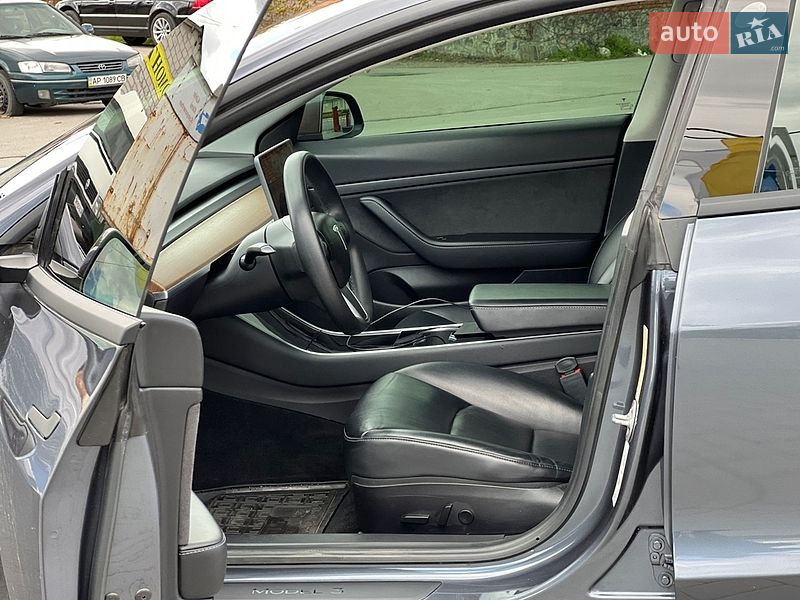 Седан Tesla Model 3 2020 в Запорожье