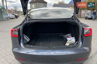Седан Tesla Model 3 2020 в Запорожье