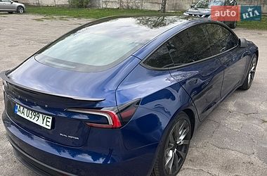 Седан Tesla Model 3 2024 в Киеве