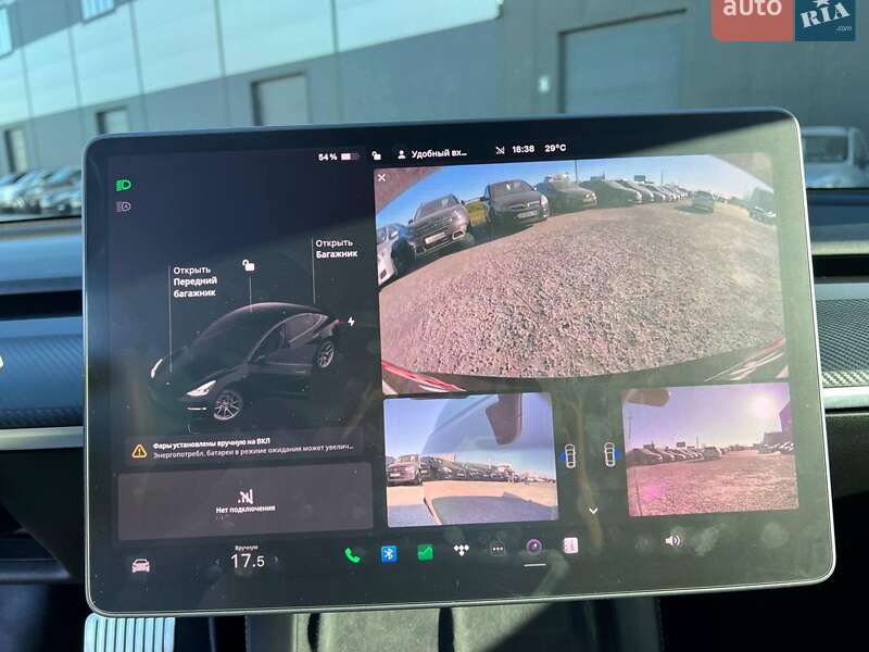 Седан Tesla Model 3 2021 в Львове