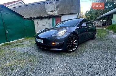 Седан Tesla Model 3 2019 в Одессе