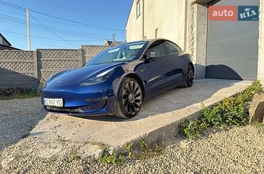 Седан Tesla Model 3 2023 в Львове