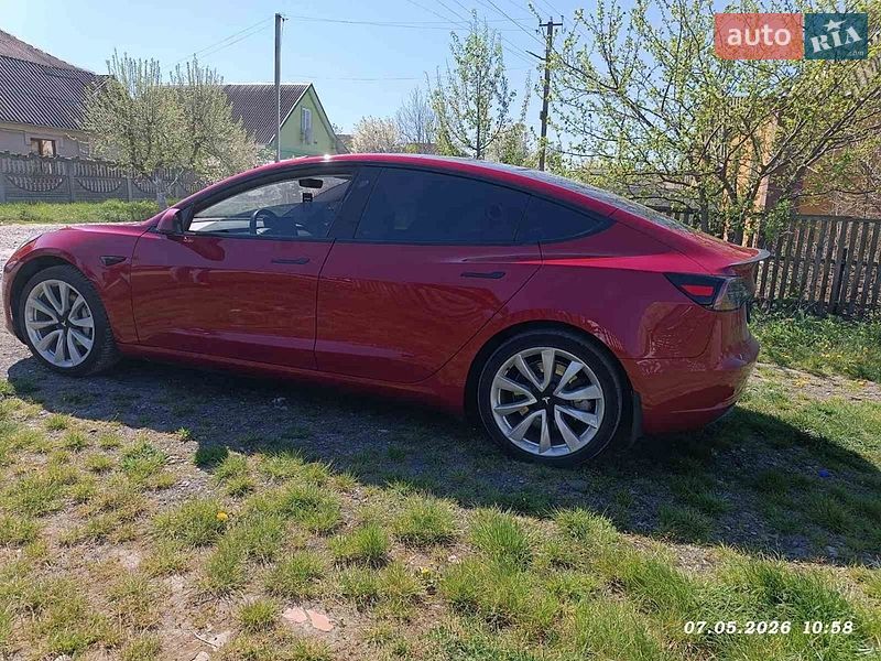 Седан Tesla Model 3 2018 в Сквире