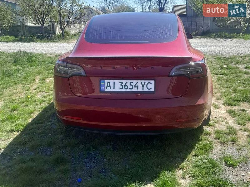 Седан Tesla Model 3 2018 в Сквире