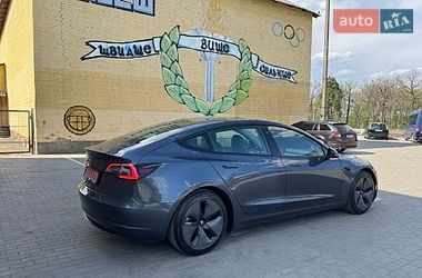 Седан Tesla Model 3 2021 в Луцке