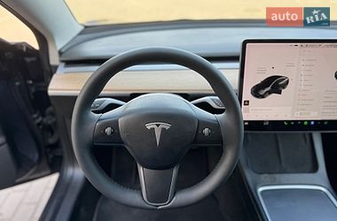 Седан Tesla Model 3 2021 в Луцке