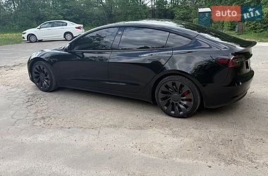 Седан Tesla Model 3 2021 в Львове