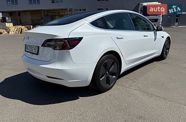 Седан Tesla Model 3 2018 в Києві