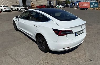 Седан Tesla Model 3 2018 в Києві
