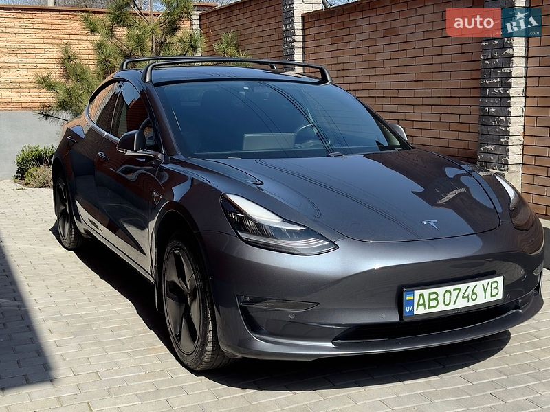 Tesla Model 3 2019