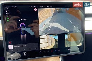 Седан Tesla Model 3 2019 в Вінниці