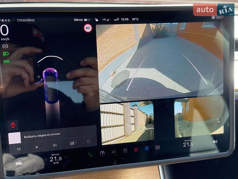Седан Tesla Model 3 2019 в Вінниці