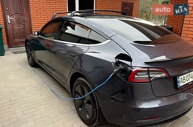 Седан Tesla Model 3 2019 в Вінниці