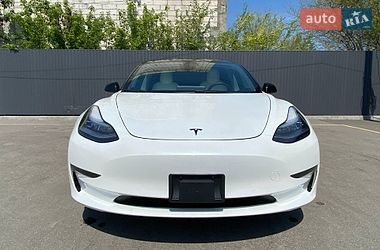 Седан Tesla Model 3 2021 в Днепре